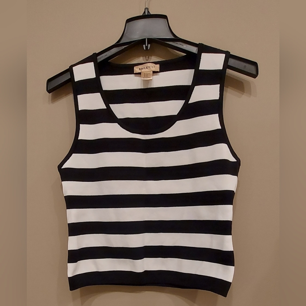 BNWOT Bailey 44 Heavy Knit Stripped Sweater Vest